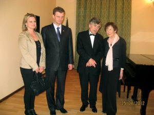 .    Head of Trzebnica District Office - Robert Adach with his wife Iwona, Eugen Indjic, Elsebeth Brodersen.    Photo by Zenobia Kulik.